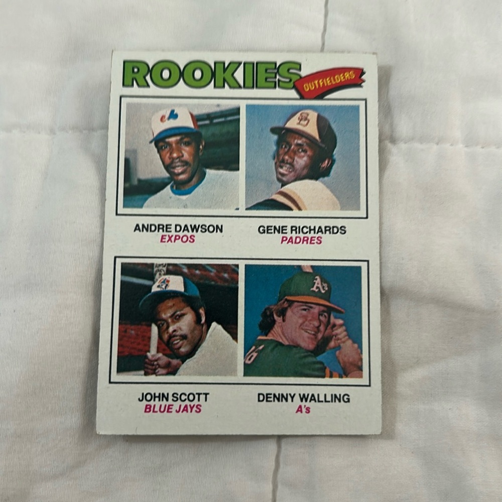 Andre Dawson 1977 Topps rookie card.